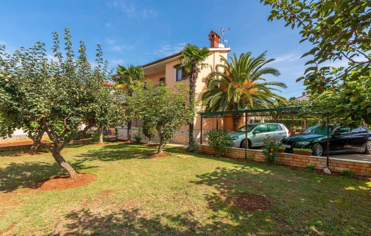 Apartments Feniks Poreč Exterior foto