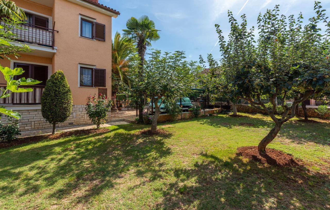 Apartments Feniks Poreč Exterior foto