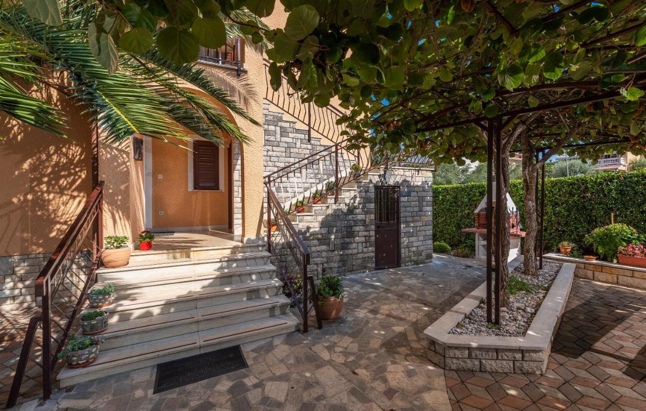 Apartments Feniks Poreč Exterior foto